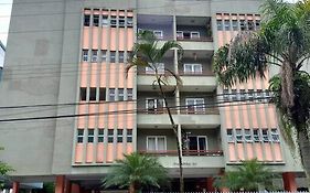 Apartamento 500M da Praia Enseada, Guarujá